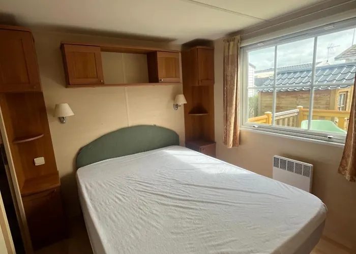 Mobile-home 4 Etoiles Bord De Kemping Ouistreham