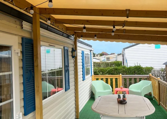 Campsite Mobile-home 4 Etoiles Bord De *